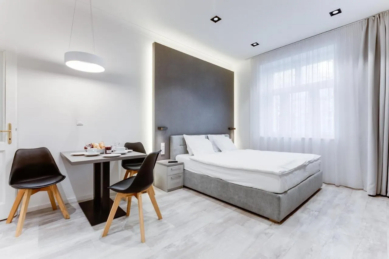 Lampi Aparthotel Praga 2*,  Repubblica Ceca