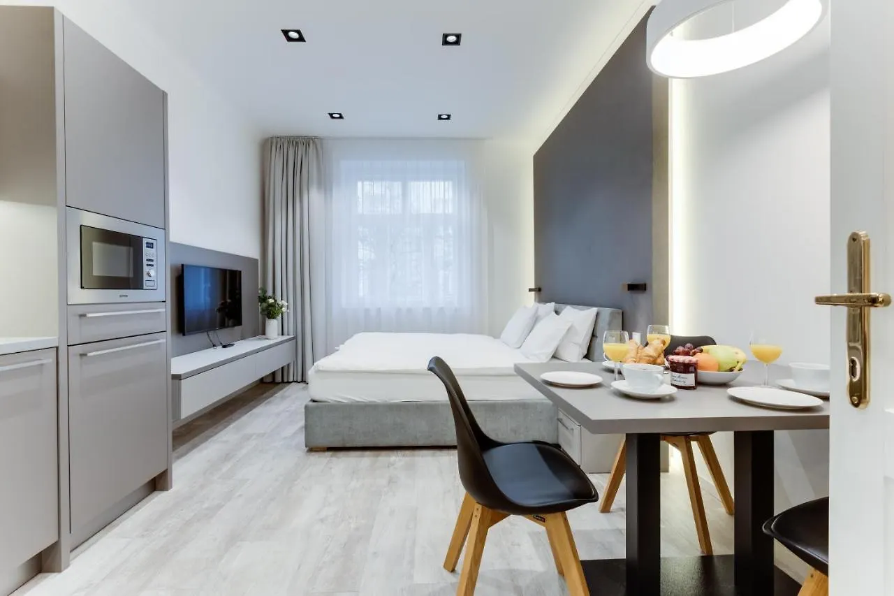 Lampi Aparthotel Praga Hotel