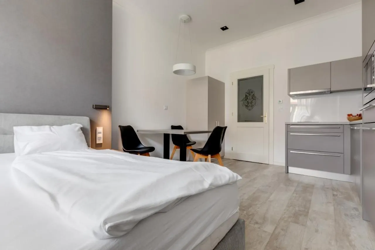 Lampi Aparthotel Praga 2*,  Repubblica Ceca