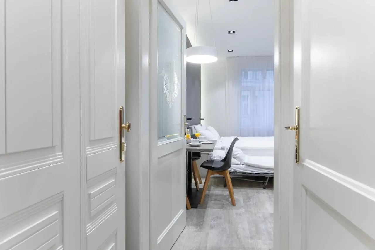 Hotel Lampi Aparthotel Praga