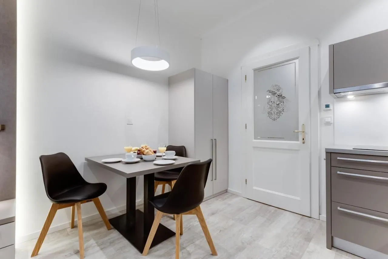 Lampi Aparthotel Praga Czechy