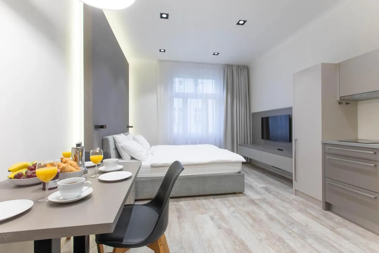 Lampi Aparthotel Praga