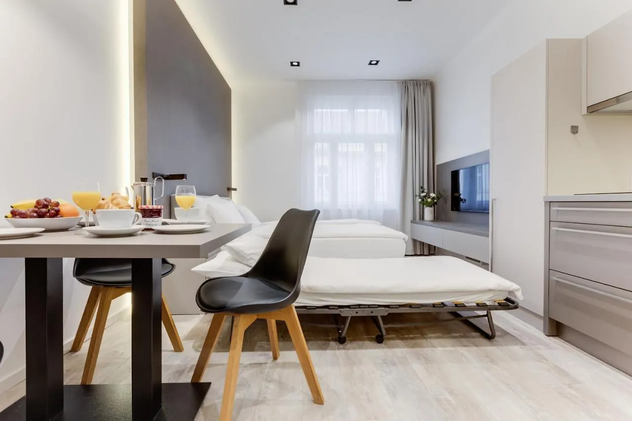 Lampi Aparthotel Praga