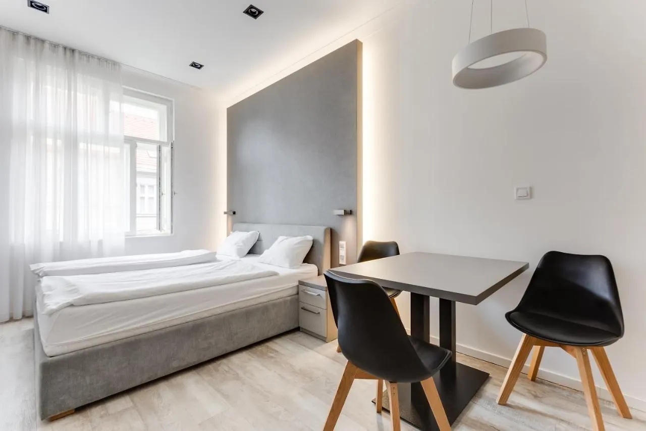 Hotel Lampi Aparthotel Praga